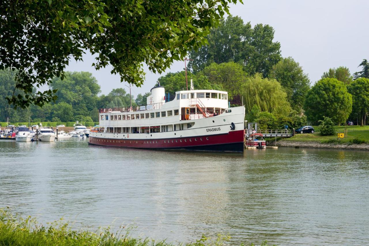 De Logeerboot Dordrecht Bed & Breakfast エクステリア 写真