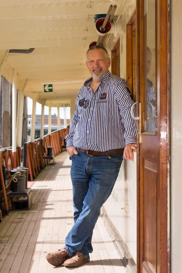De Logeerboot Dordrecht Bed & Breakfast エクステリア 写真