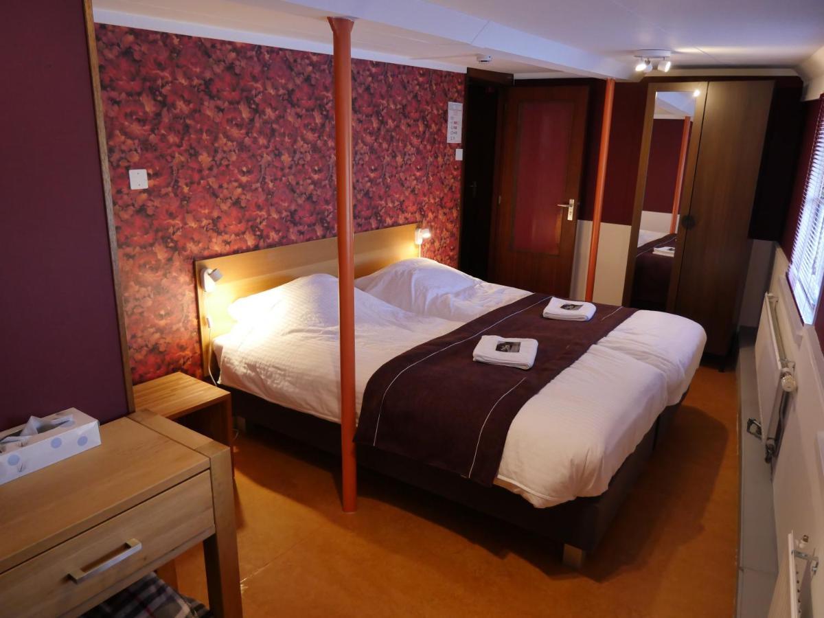 De Logeerboot Dordrecht Bed & Breakfast エクステリア 写真